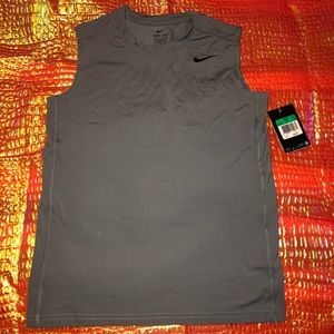 NWT Boy’s NIKE DRI-FIT Tank in XL